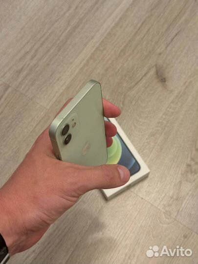 iPhone 12, 64 ГБ