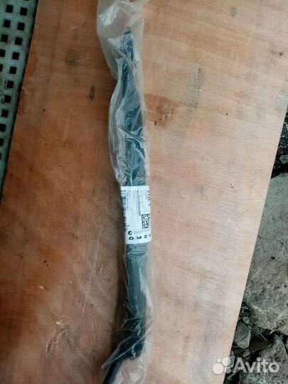 Поводок стеклоочистителя Ваз 2110-12