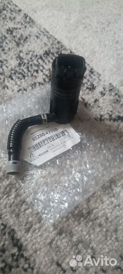 Насос омывателя фар Toyota Camry V70 85280-47010