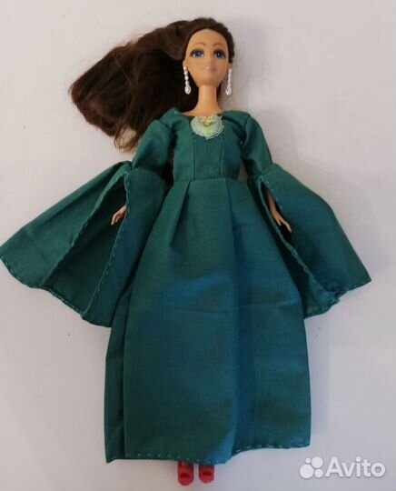 Изумрудное платье для куклы Барби