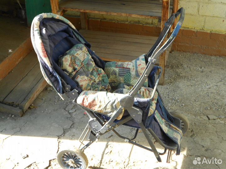 Коляска прогулочная