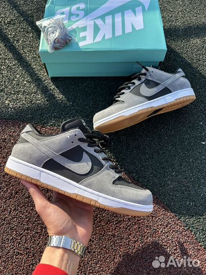 Nike sb Dunk Low Gum