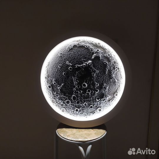 Светильник из гипса