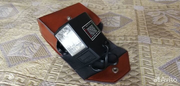 Фотовспышка 