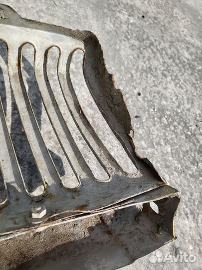 Решетка радиатора газ 21 Волга