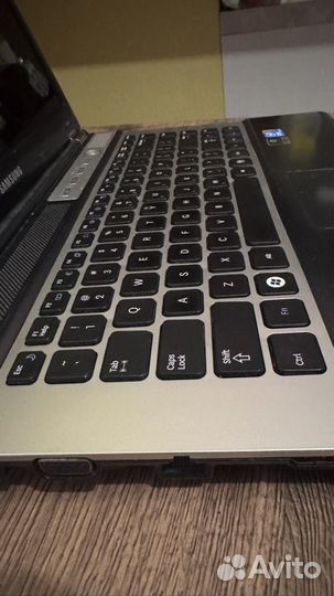 Ноутбук Samsung F410