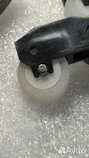 Ролик в сборе + маятник