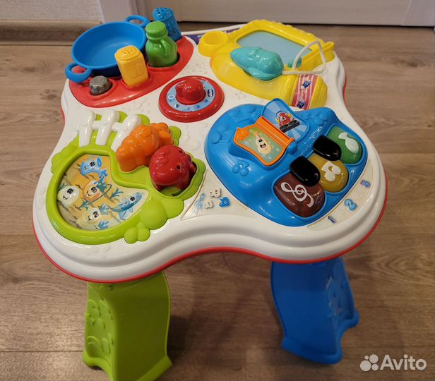 Развивающий стол Chicco