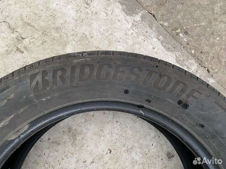 Bridgestone Alenza H/L 33 225/60 R18 100H