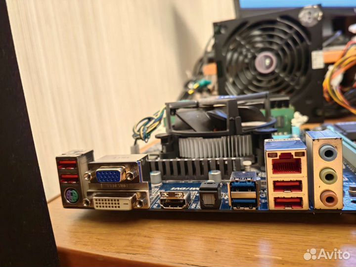 Материнская плата с процессором и памятью + бп