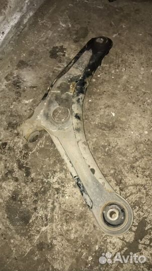 Рычаг передний левый для Mitsubishi Colt (Z3) 2003