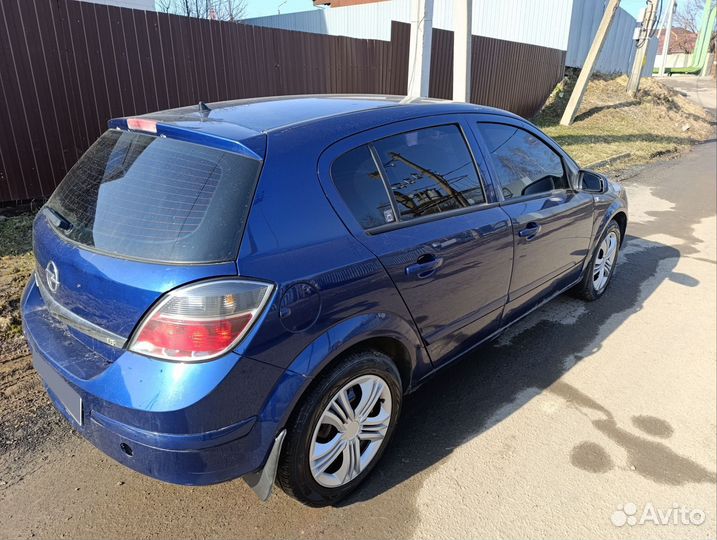 Opel Astra 1.6 МТ, 2008, 220 000 км
