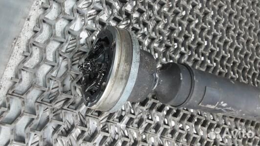 Карданный вал volvo XC90 1 (DML18K301)