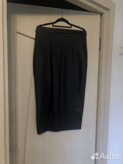 Кожаная юбка миди