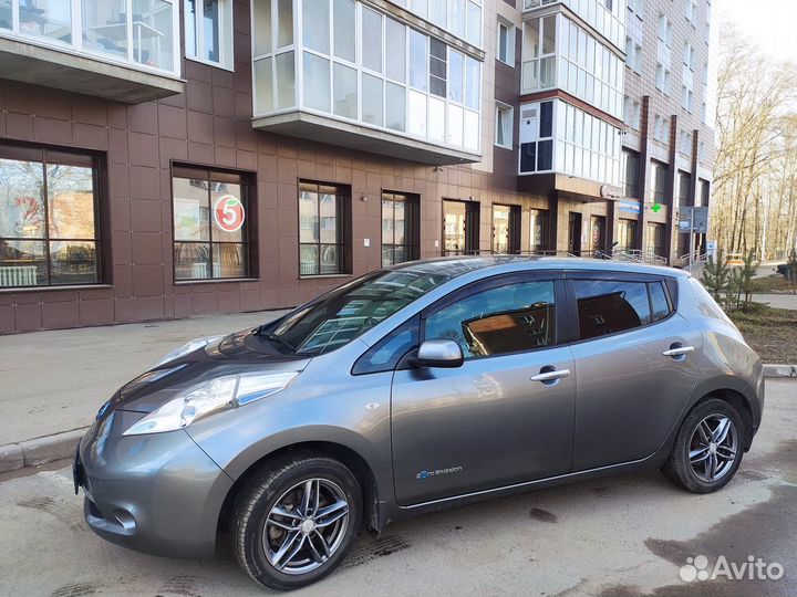 Nissan Leaf 109 л.с. AT, 2014, 134 000 км