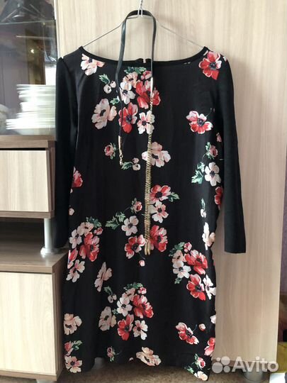 Платье с рисунком 42/44