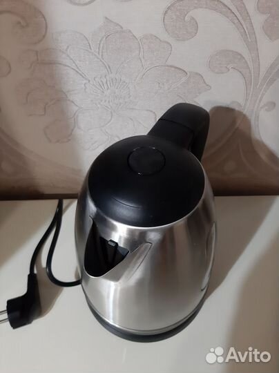 Чайник электрический polaris