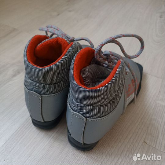 Лыжные ботинки Larsen 32