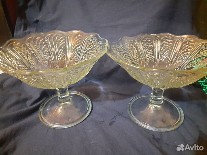 Ваза на ножке конфетница фруктовница