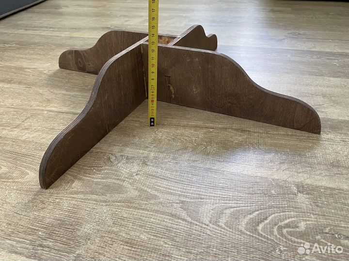 Деревянная подставка для елки