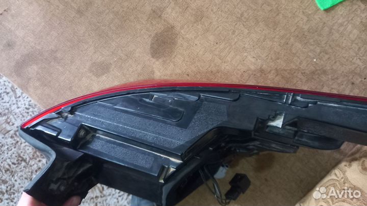 Задний фонарь левый шкода кодиак