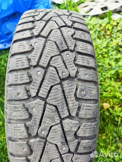 Pirelli Ice Zero 185/65 R15 92T
