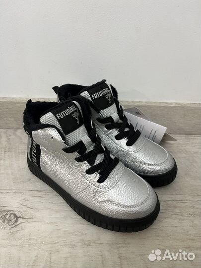 Ботинки 29 демисезонные для девочки Futurino