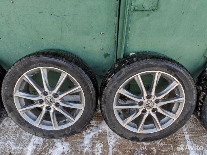 Bridgestone Luft RV 205/55 R17