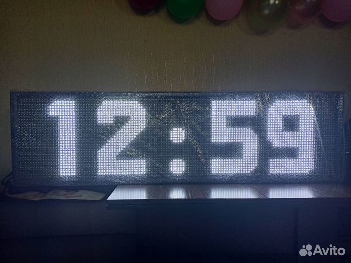 Часы электронные уличные, с датчиком температуры