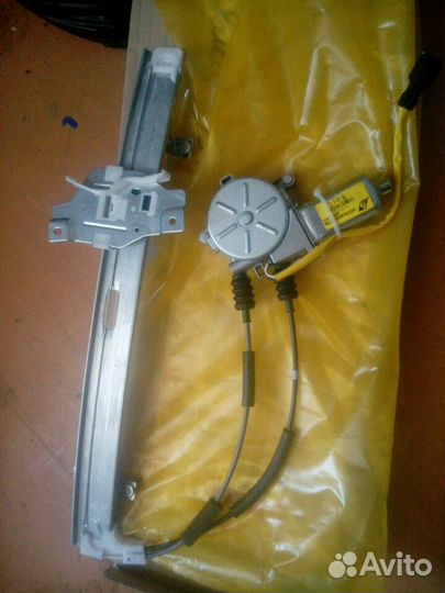 Стеклоподъемник Kia Spectra