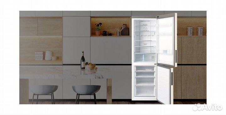 Холодильник новый