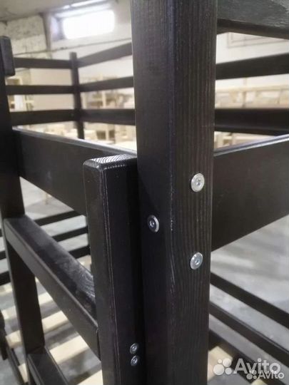 Кровать детская двухъярусная, изготовитель