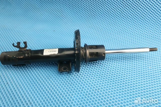 Амортизатор передний VW Polo Sedan