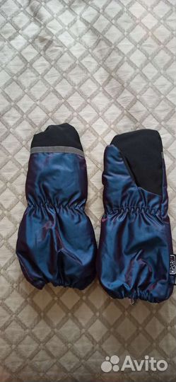 Варежки новые, размер от 3 до 5 лет