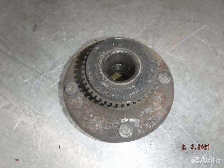 Ступица задняя правая Mitsubishi Lancer 9 4G13