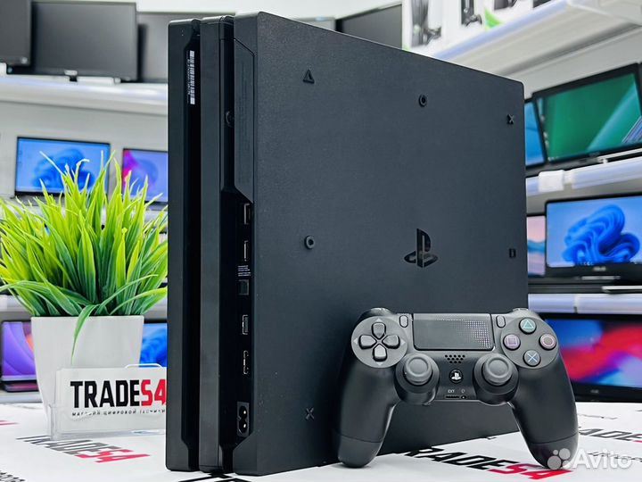 PS4 PRO 7008B на Гарантии