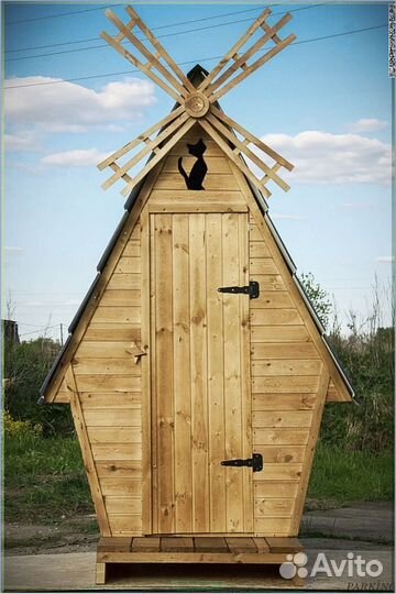 Дачный туалет деревянный FQP