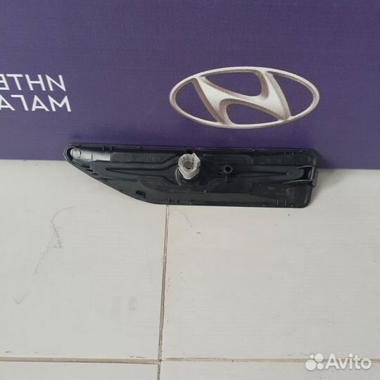 Повторитель поворота в крыло Kia Rio 11-17 правый