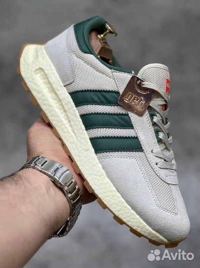 Adidas retropy E5 светло-серые зел разм. 41