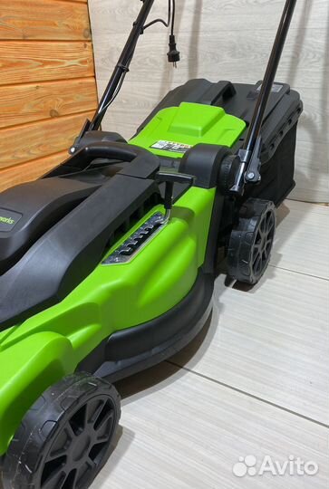 Газонокосилка электрическая Greenworks LM200