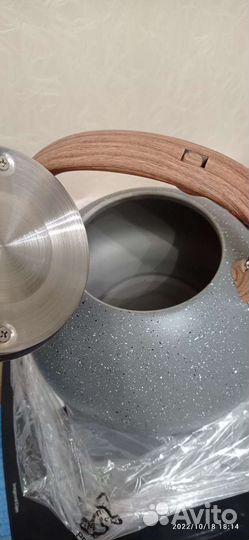 Чайник со свистком новый