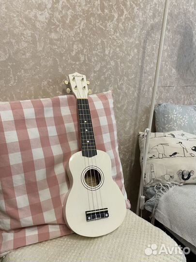 Укулеле belucci