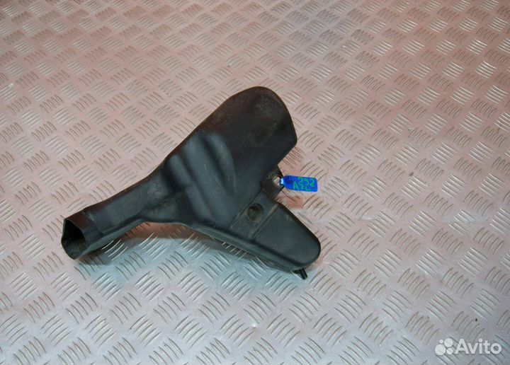 Воздухозаборник левый Kawasaki ZZR400-2