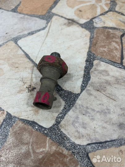 Датчик давления масла двс Opel Corsa хэтчбек 1.4