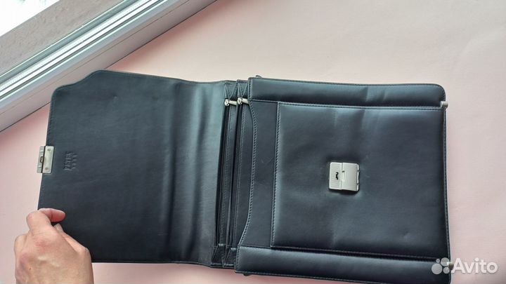 Мужской кожаный портфель