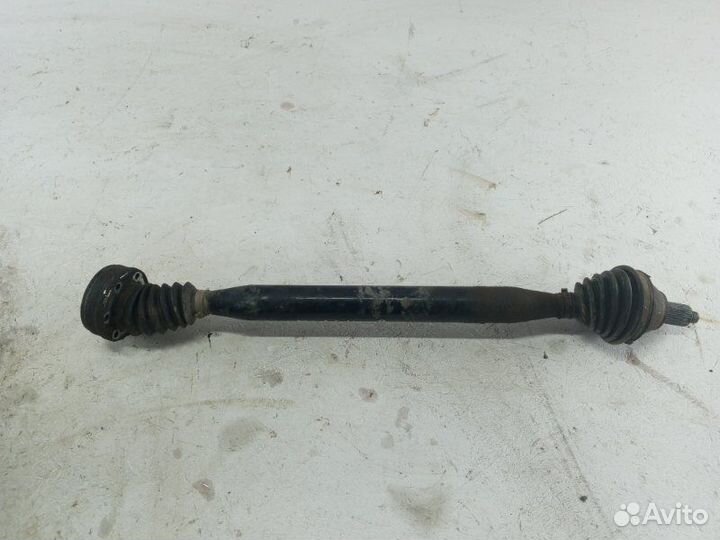 Привод передний правый Volkswagen Polo хетчбэк 1