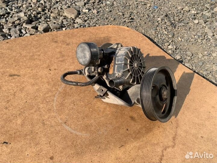 Насос воздушный Peugeot 307 psarfn10LH 2003