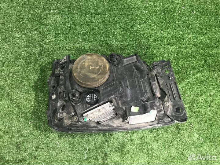 Фара левая Land Rover Discovery IV