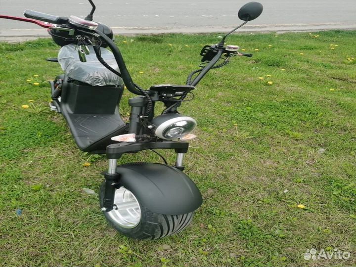 Электроскутер Ikingi M5 Pro 3000W, 60v 20ah