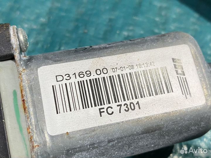 Стеклоподъемник задний левый Jaguar XF X250